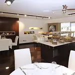Rex Hotel