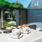 Rex Hotel